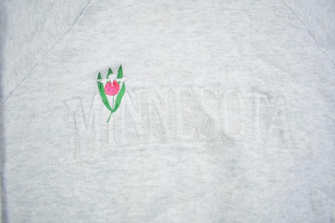 Vintage 1990s Minnesota Embroidered Collard Crewneck Sweatshirt Made In USA