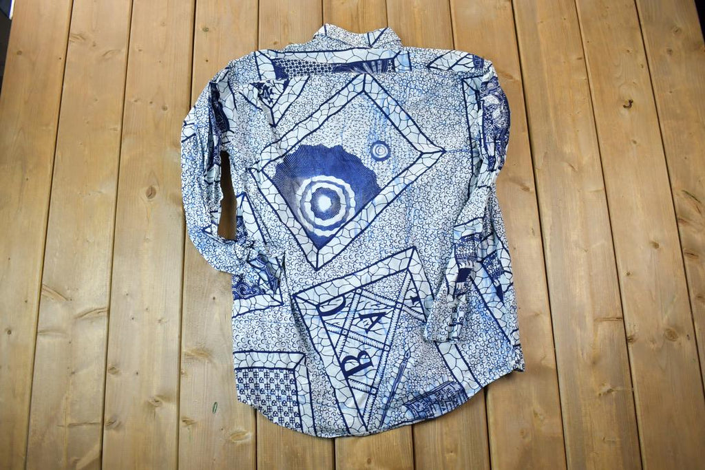 Vintage 1990s Crazy Pattern Abstract Button Up Shirt /