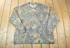Vintage 1990s Realtree Camo Jerzees Outdoor Souvenir Pocket Crewneck Sweatshirt Made In USA