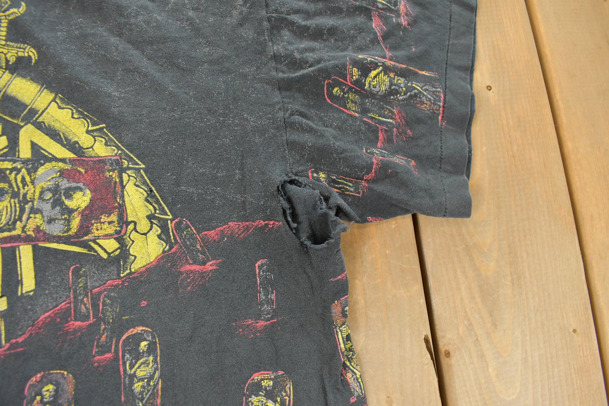 Vintage 1991 Slayer Seasons in the Abyss Tour Thrashed Band T-Shirt Men's XL