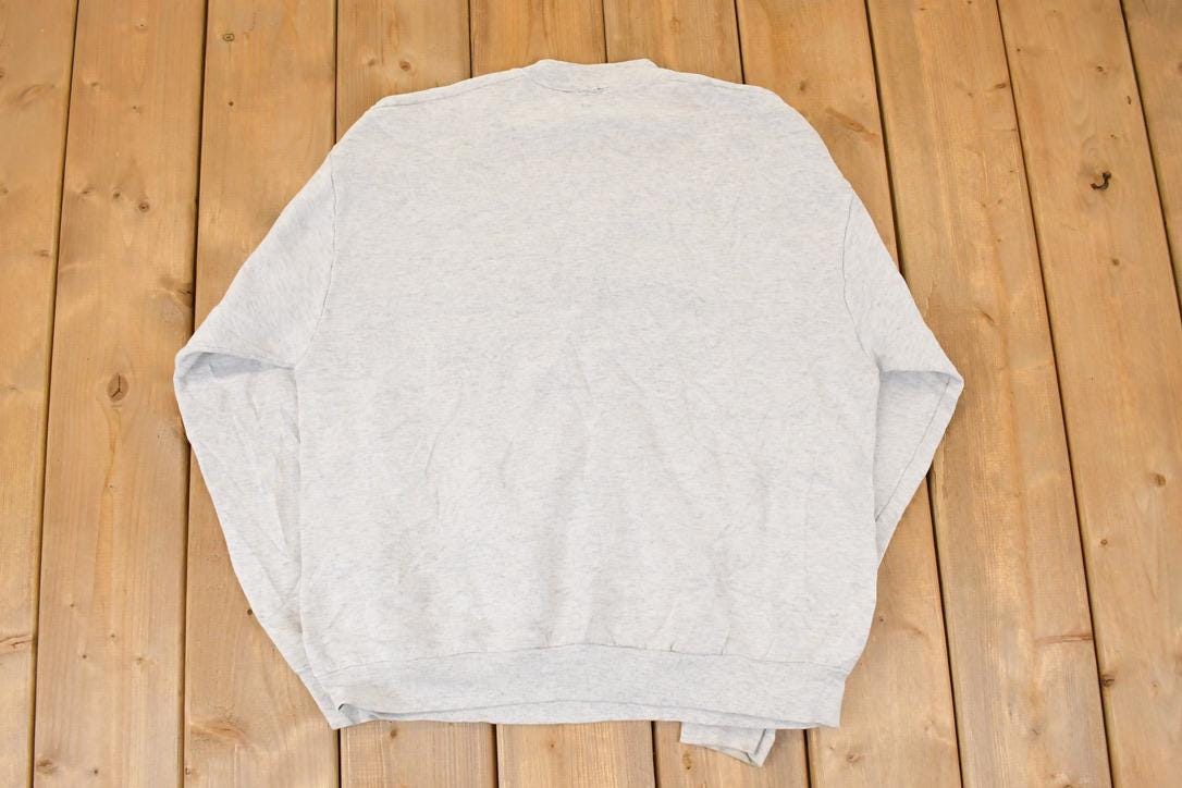 Vintage 1990s Mickey Mouse Embroidered Disney Crewneck Sweater Men's L