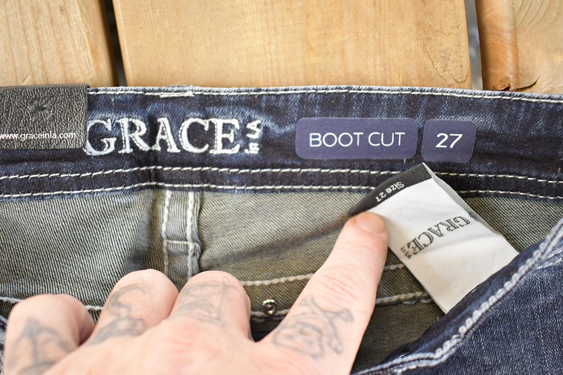 Vintage Deadstock Y2K Grace In LA Bedazzled Bootcut Low Rise Jeans Women's Size 27 x 32