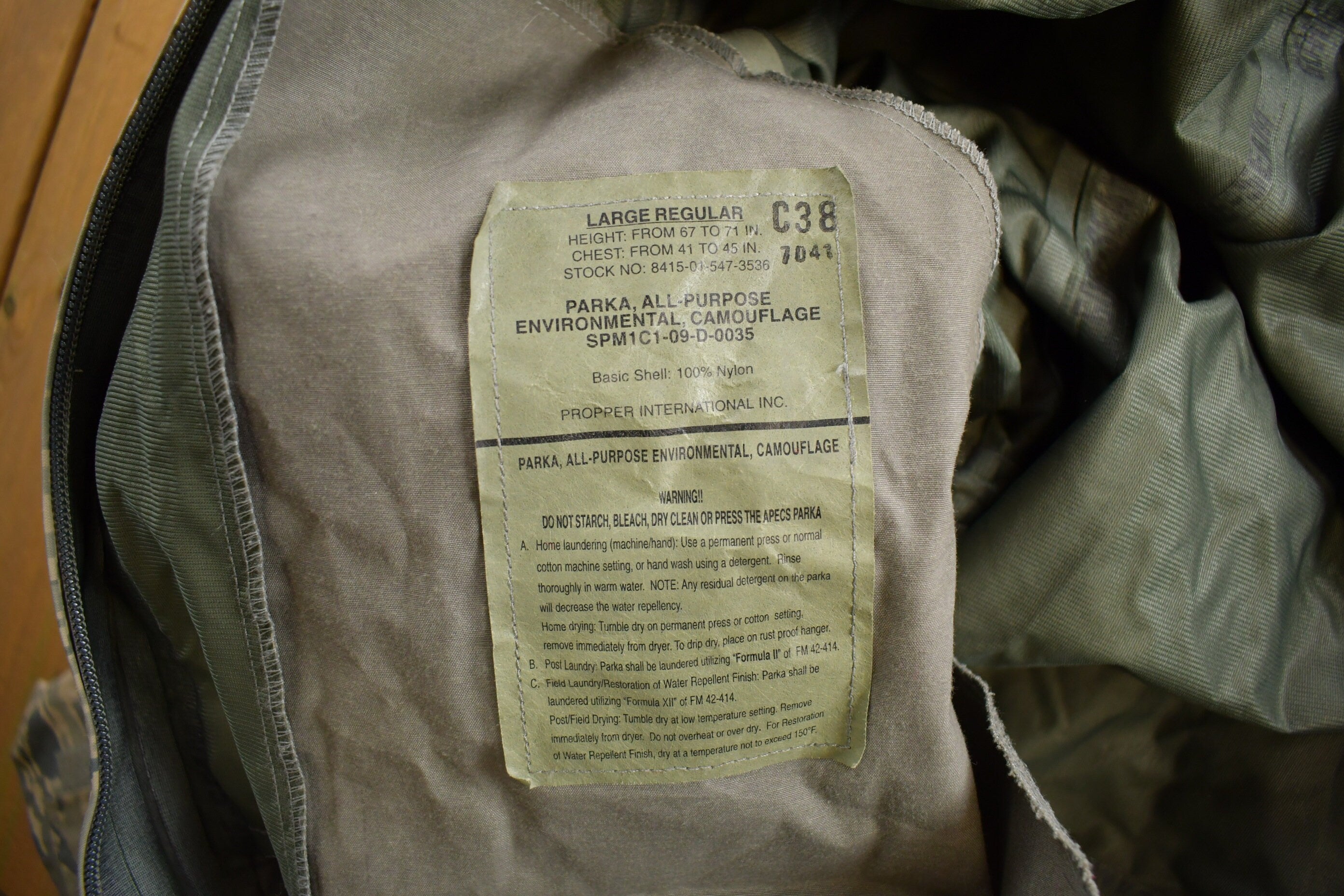 Vintage Y2K Gore Seam Military Digital Camo jacket