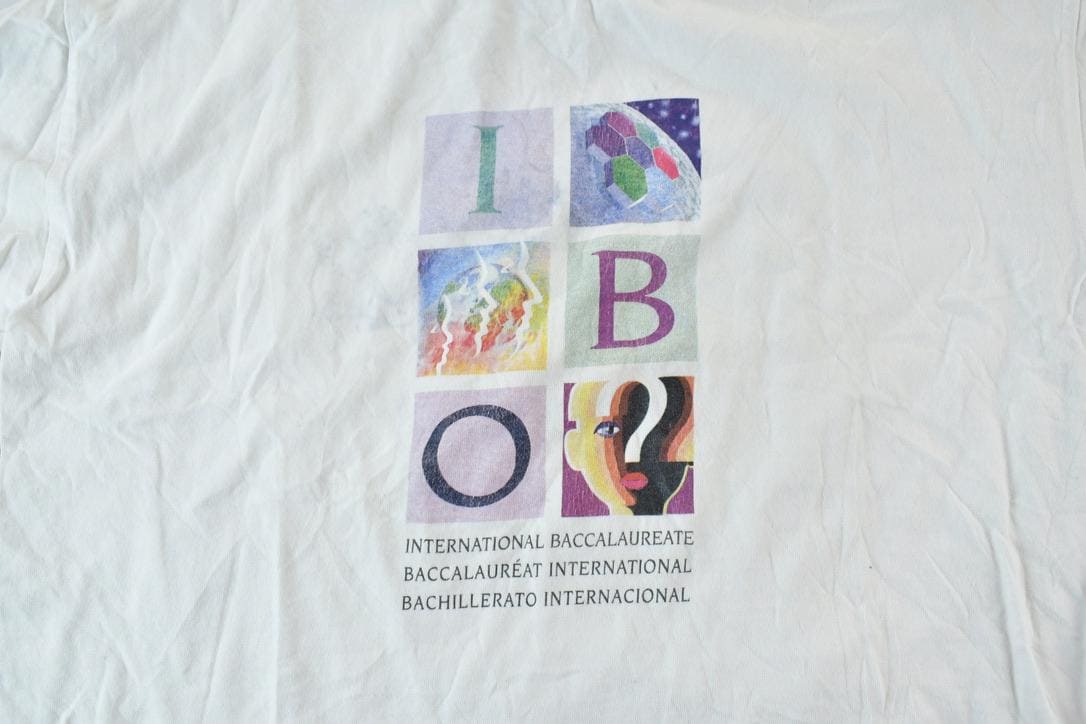 Vintage 1990s International Baccalaureate Single Stitch T-Shirt