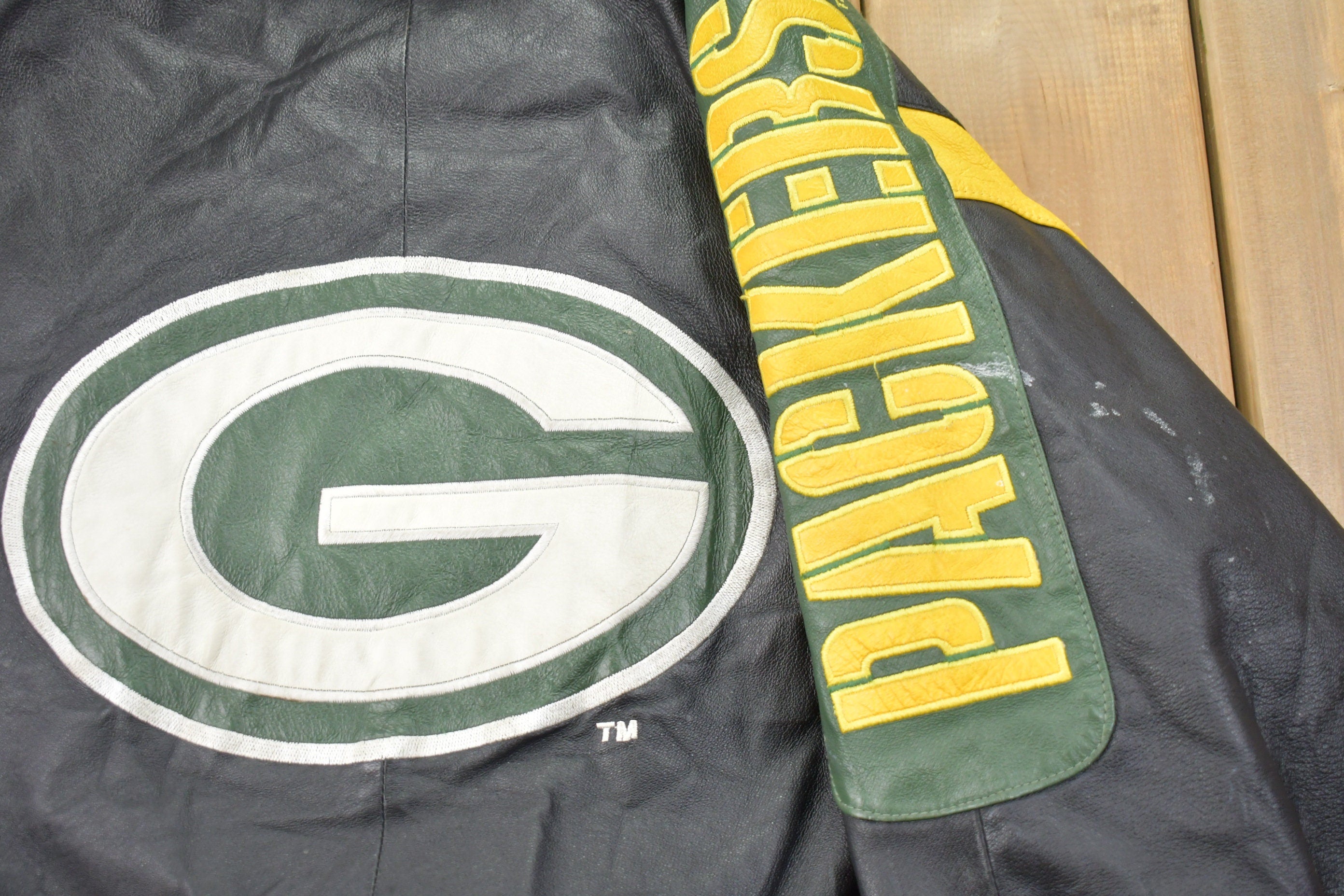 Vintage 1990s Green Bay Packers NFL Leather Bomber Jacket