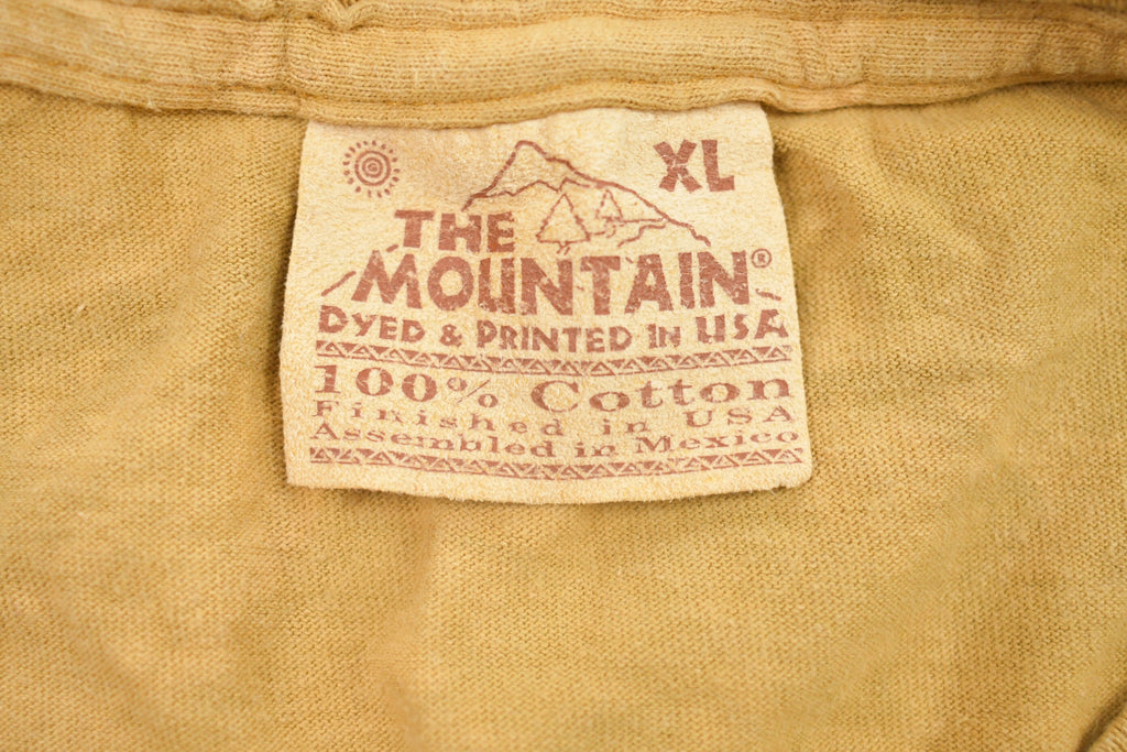 Vintage 1997 Mountain Lion Graphic T Shirt
