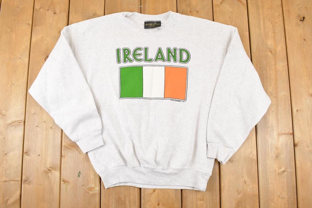 Vintage 1990s Circle Group System Ireland Graphic Print Crewneck Sweatshirt Mens L