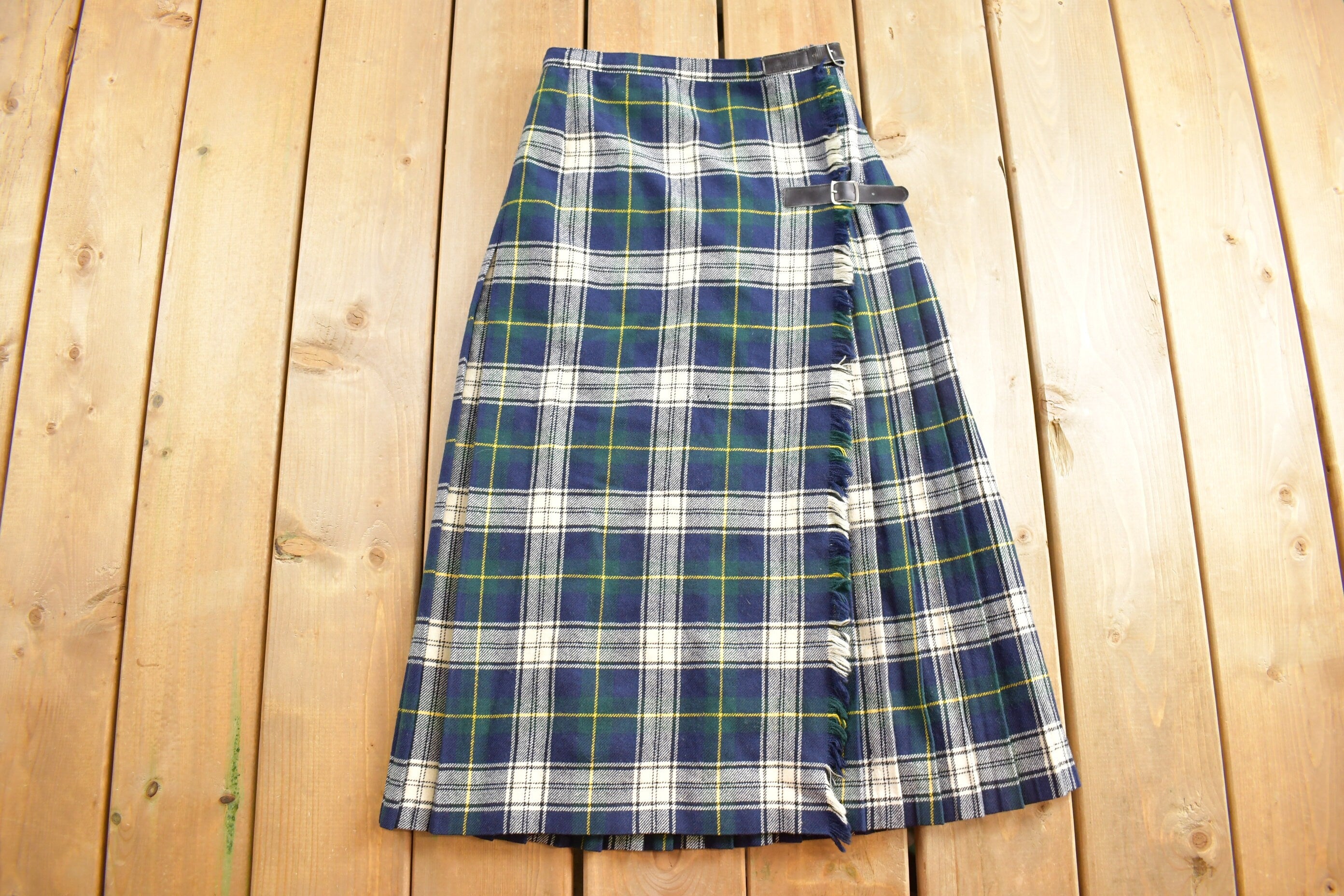 Vintage 1980s Scottish Export House Plaid Kilt Skirt 24 x 28.5
