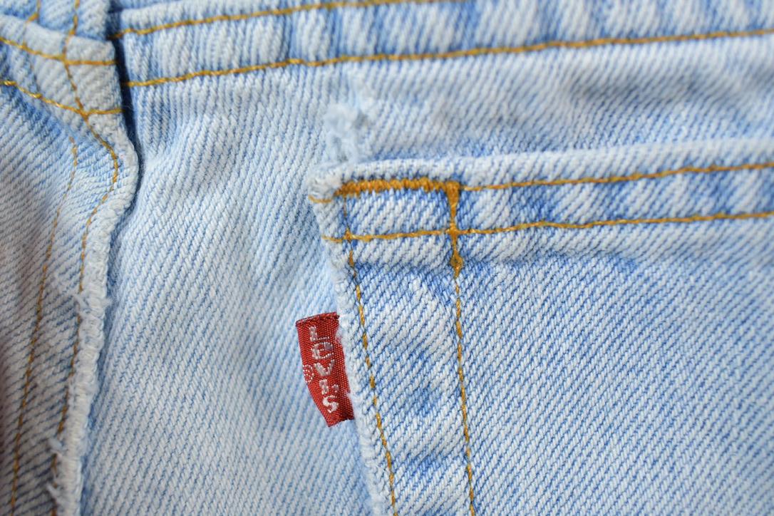 Vintage 1990s Levi Strauss Red Tab 512 Denim Jeans Size