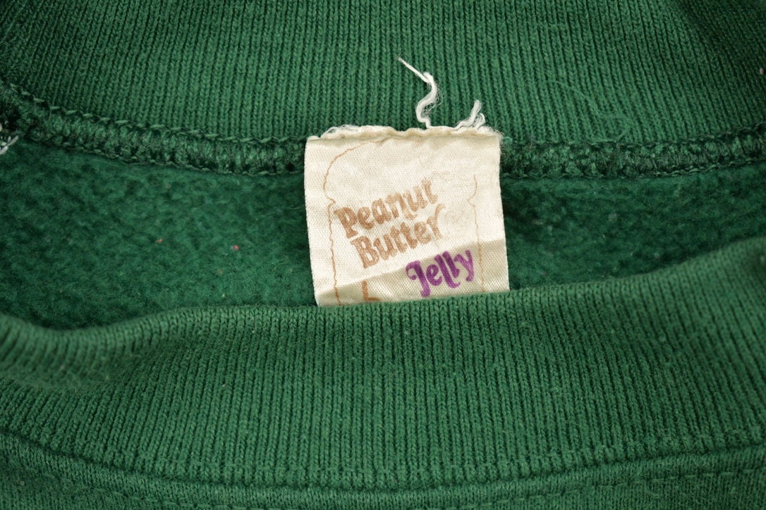 Vintage 1990s Cardinal Bird Embroidered Crewneck