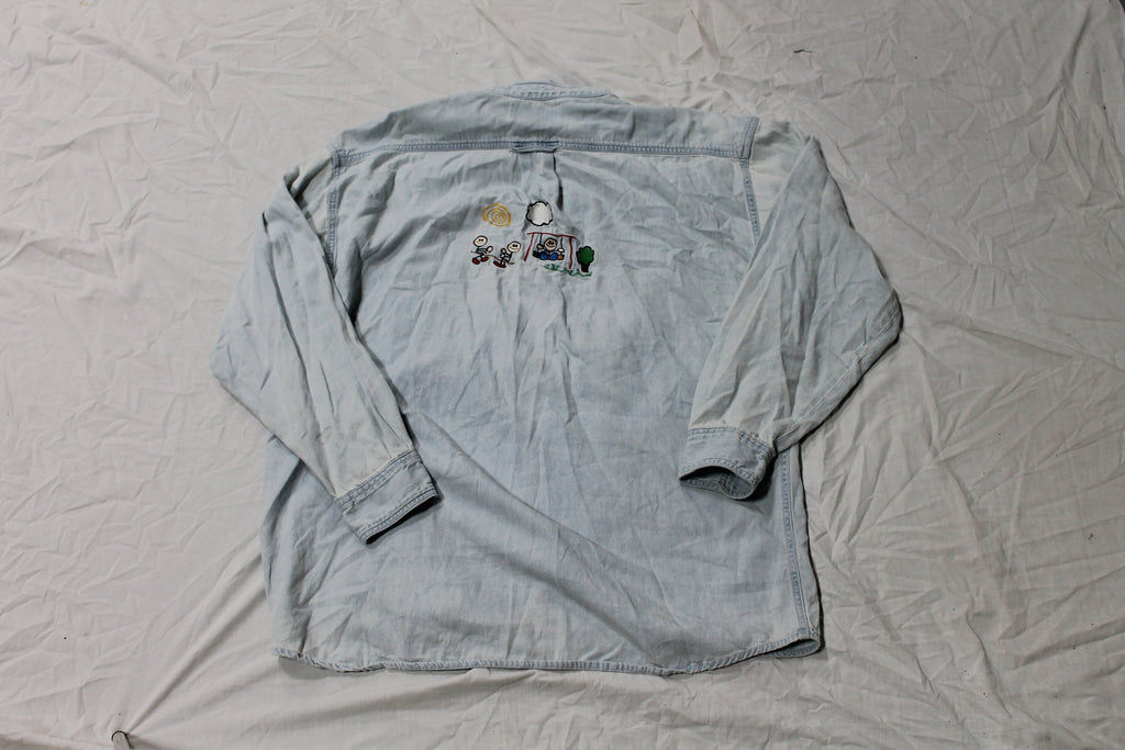 Vintage 1990s Cute Art Embroidered Button Up Shirt