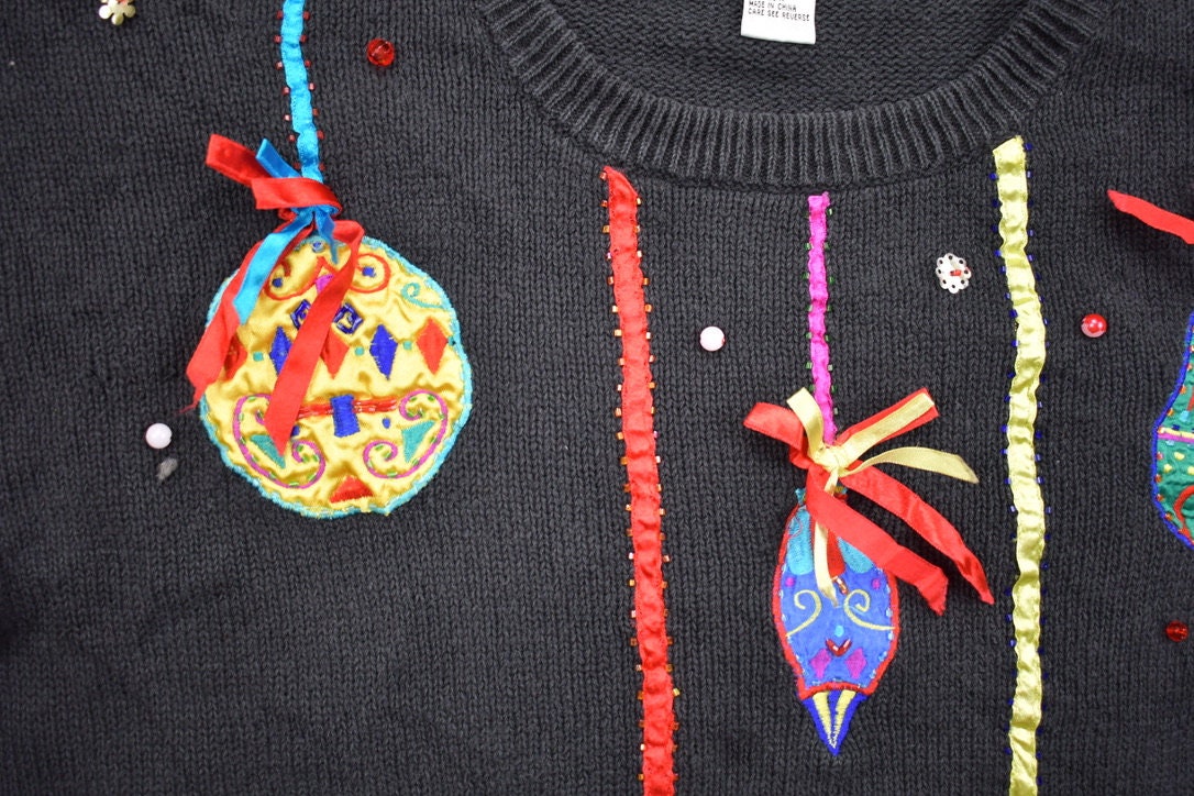 Vintage 1990s Christmas Theme Women's Knit Sweater