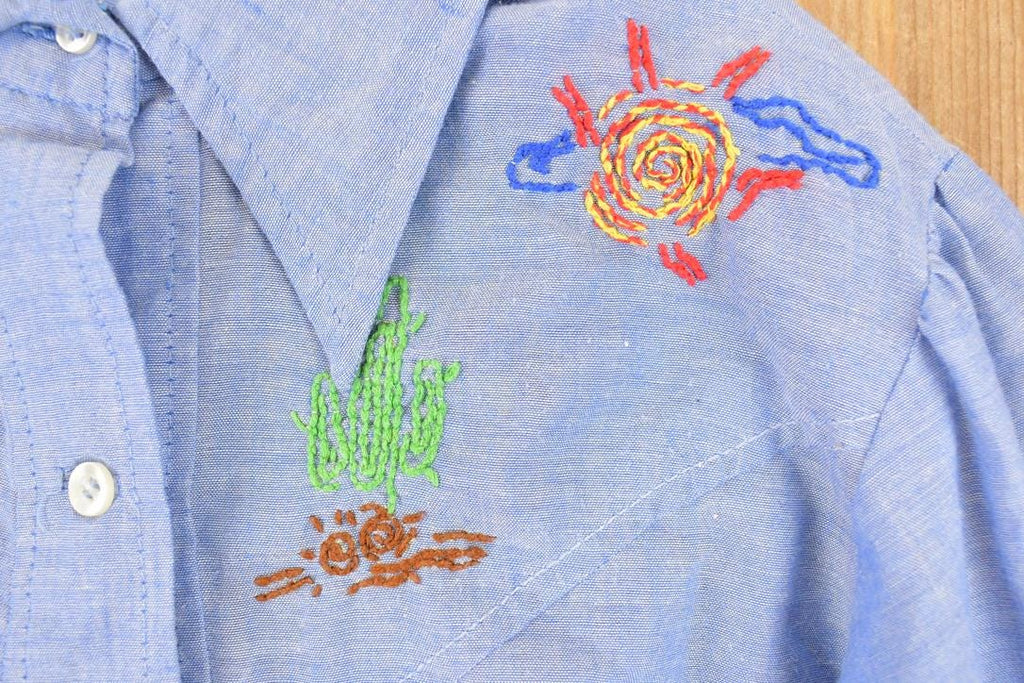 Vintage 1960s Loop Embroidered Horses Button Up Shirt Women's S