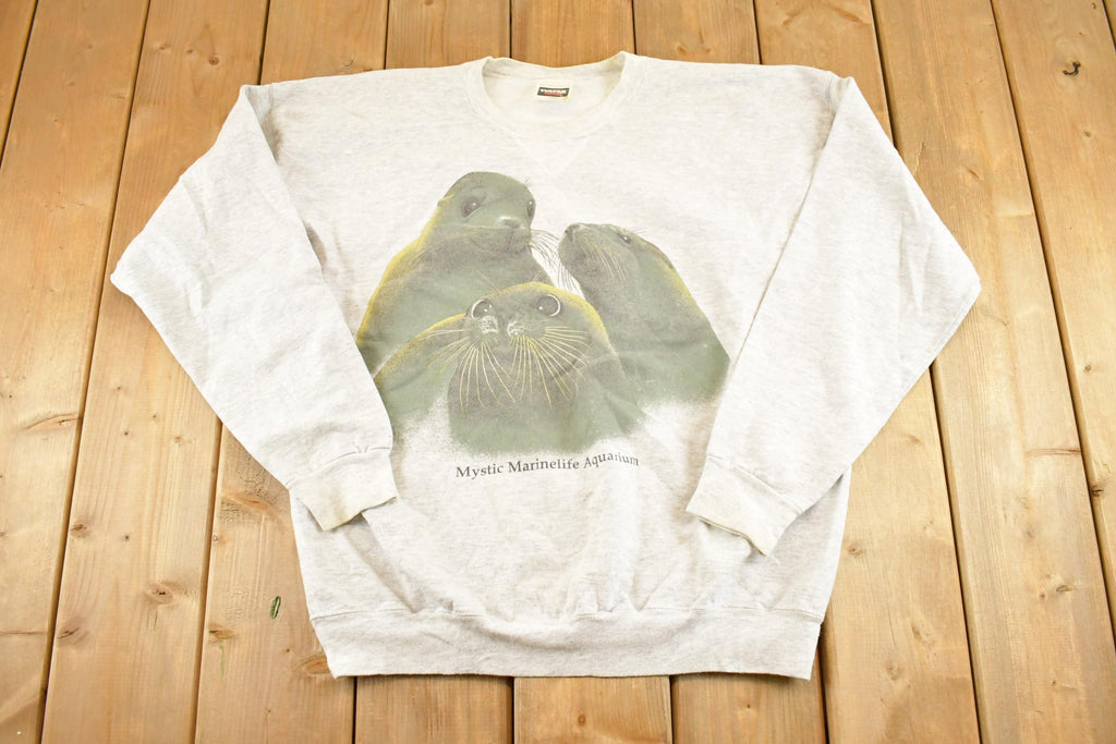 Vintage 1990s Cute Seal Mystic Marinelife Aquarium Souvenir Crewneck Sweatshirt Men's L