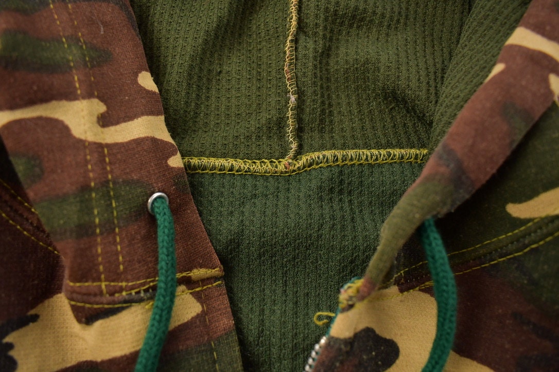 Vintage 1990s Camo Hoodie