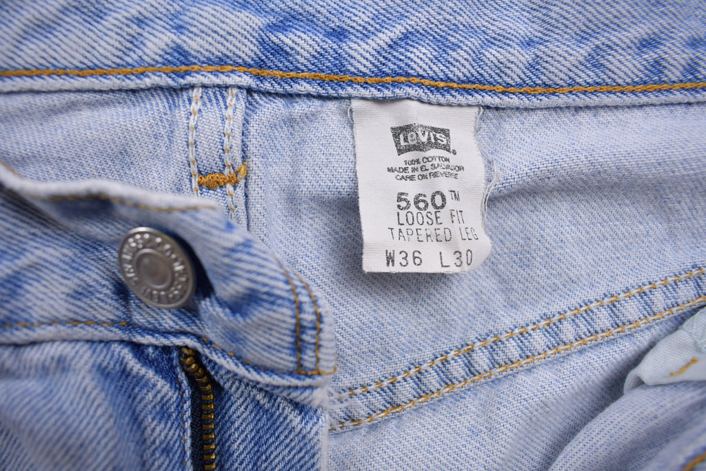 Vintage 1990s Levi's 560 Red Tab Distressed Jeans Size 34 x 30