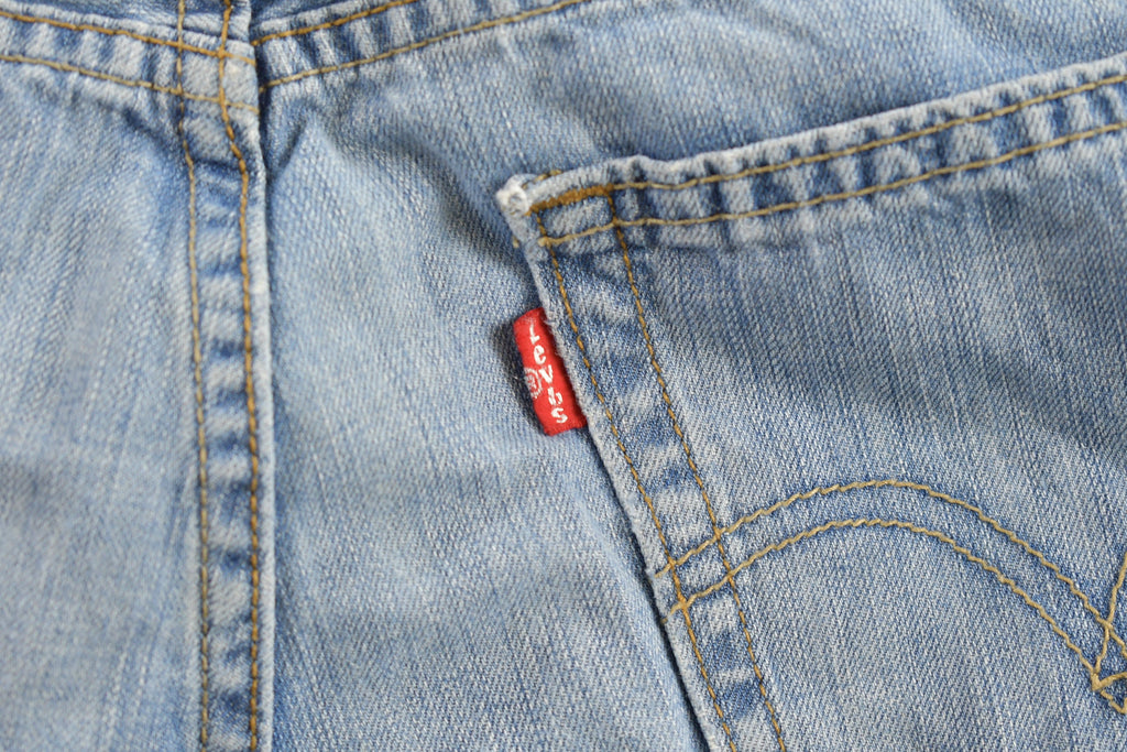 Vintage 1990s Levi's 505 Red Tab Denim Jeans Size 30 x 27