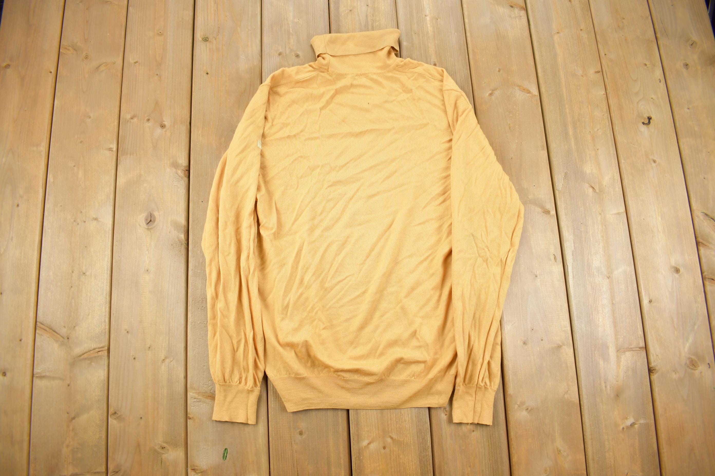 Vintage 1970s Turtle Neck Sweater