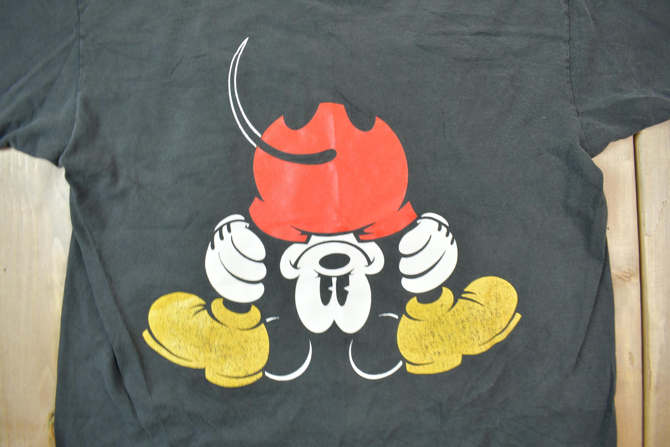 Vintage 1990s Mickey & Co Mickey Mouse Graphic T-Shirt