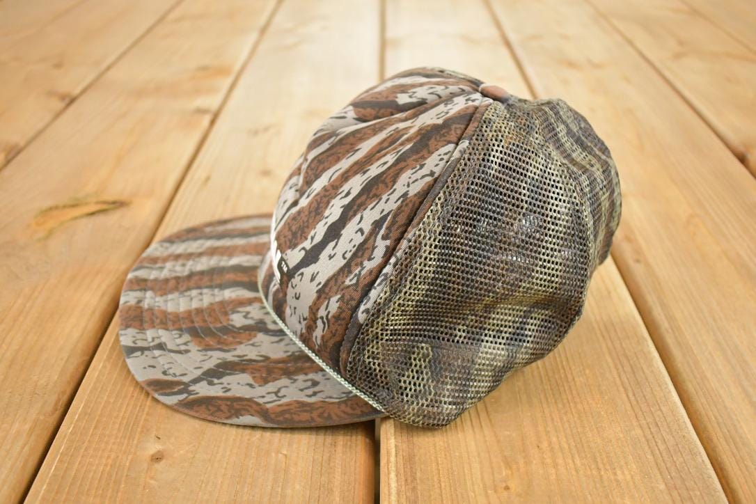 Vintage 1980s Fastenal Camo Mesh Snapback Trucker Hat /