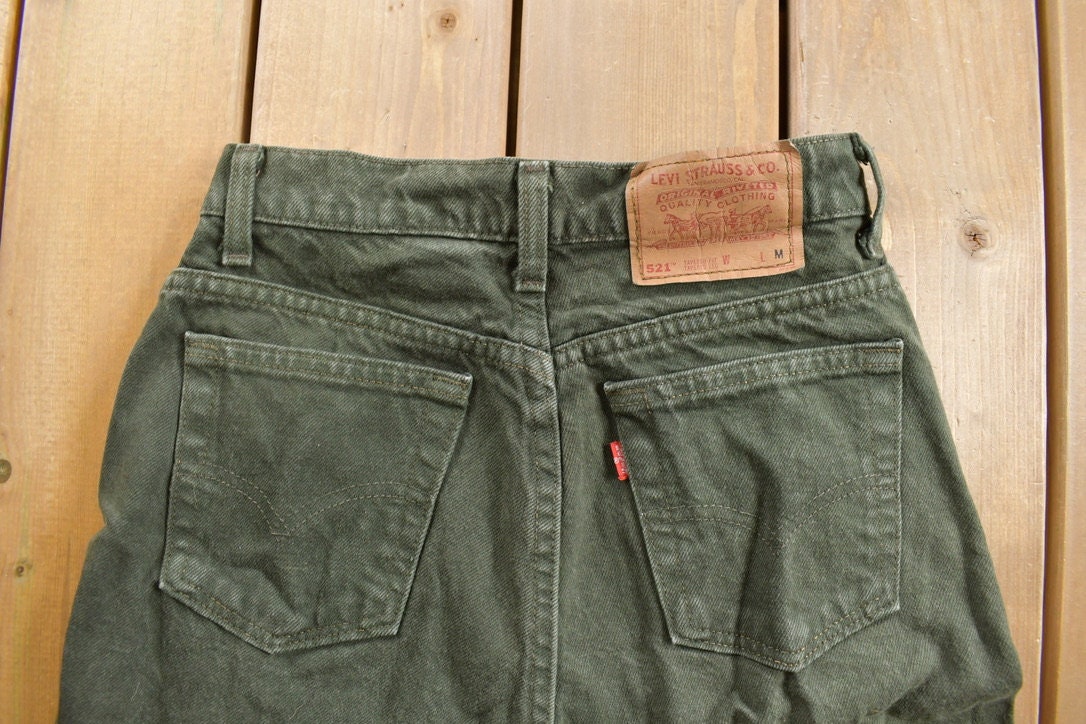 Vintage 1990s 521 Levi's Red Tab Jeans Size 26 x 30