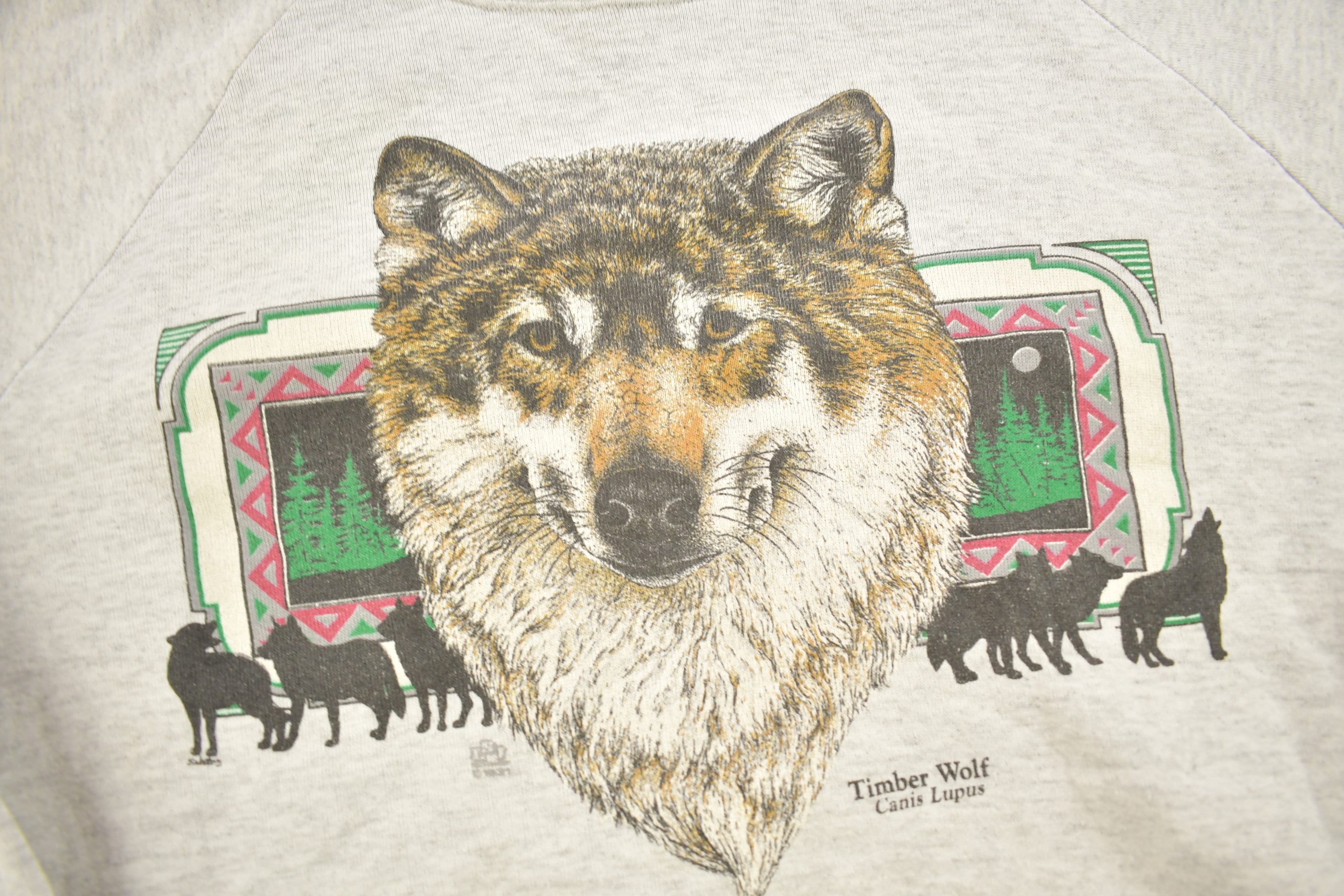 Vintage 1990s Timber Wolf Theme Raglan Crewneck  Souvenir  Vintage Sweatshirt  Outdoorsman  Wilderness Sweatshirt  Made In USA