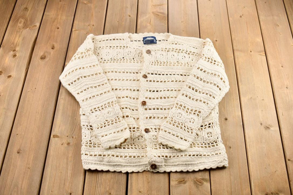 Vintage 1990s Women's Rey Wear White Hand Knit Bolivian Cardigan Sweater