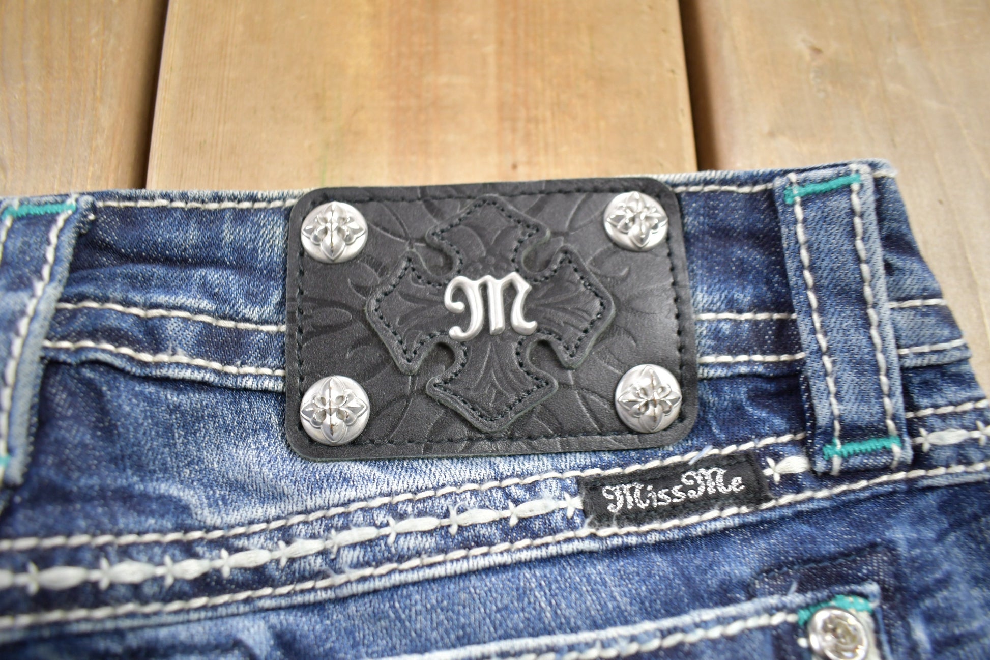 Vintage Y2K Miss Me Bedazzled Low Rise Jeans Size 26x33