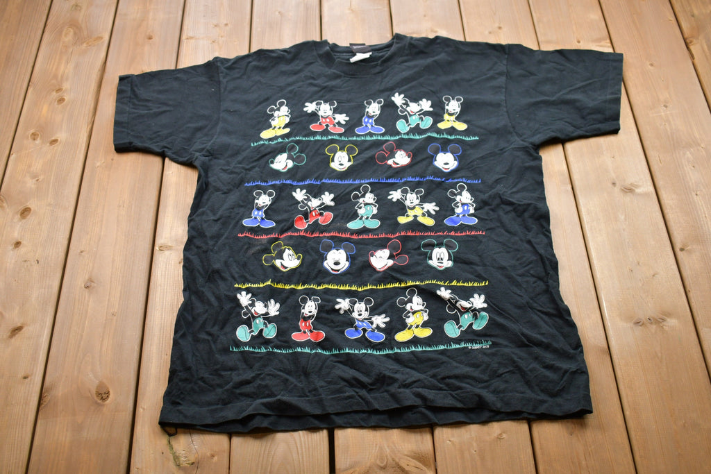 Vintage 1990s Mickey Mouse Disney Graphic T-Shirt