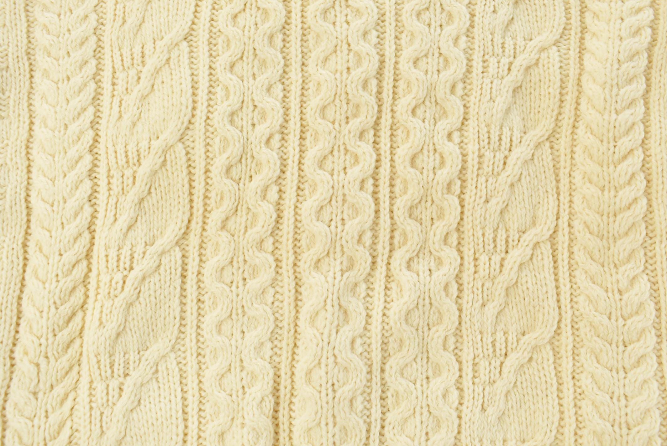Vintage 1980s Kerry Traditions Cable Knit Wool Knit Cardigan Sweater Women's XL
