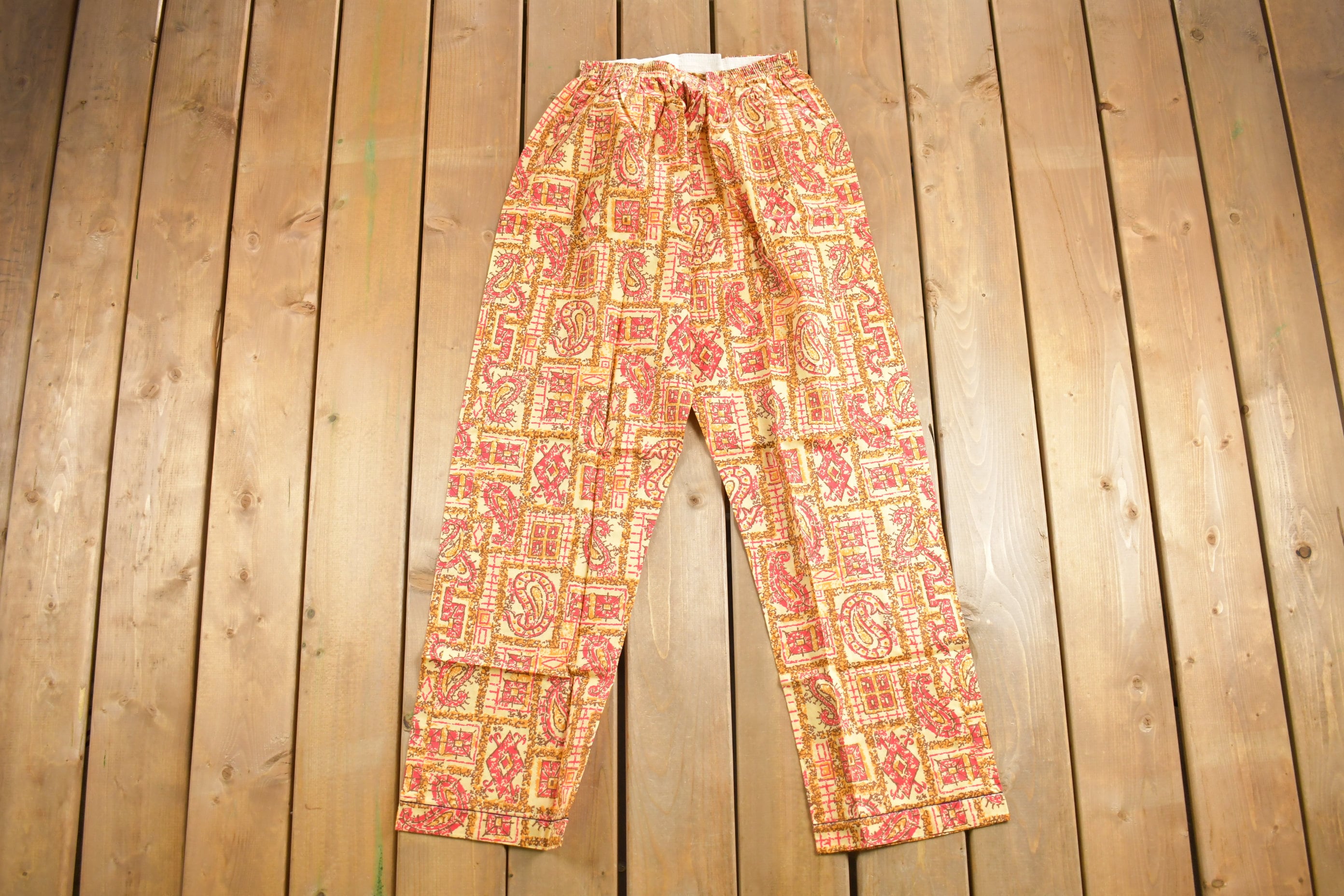 Vintage 1960s Champion Paisley Pyjama Set  All Over Print  1960s Button Up  Vintage Pyjama  Lounge Wear  60s Pyjama Set  Top  Bottoms