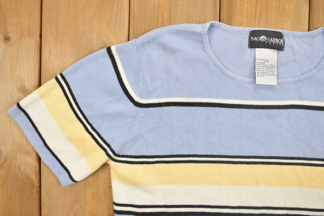Vintage 1990s Sag Harbor Short Sleeve Knit Sweater