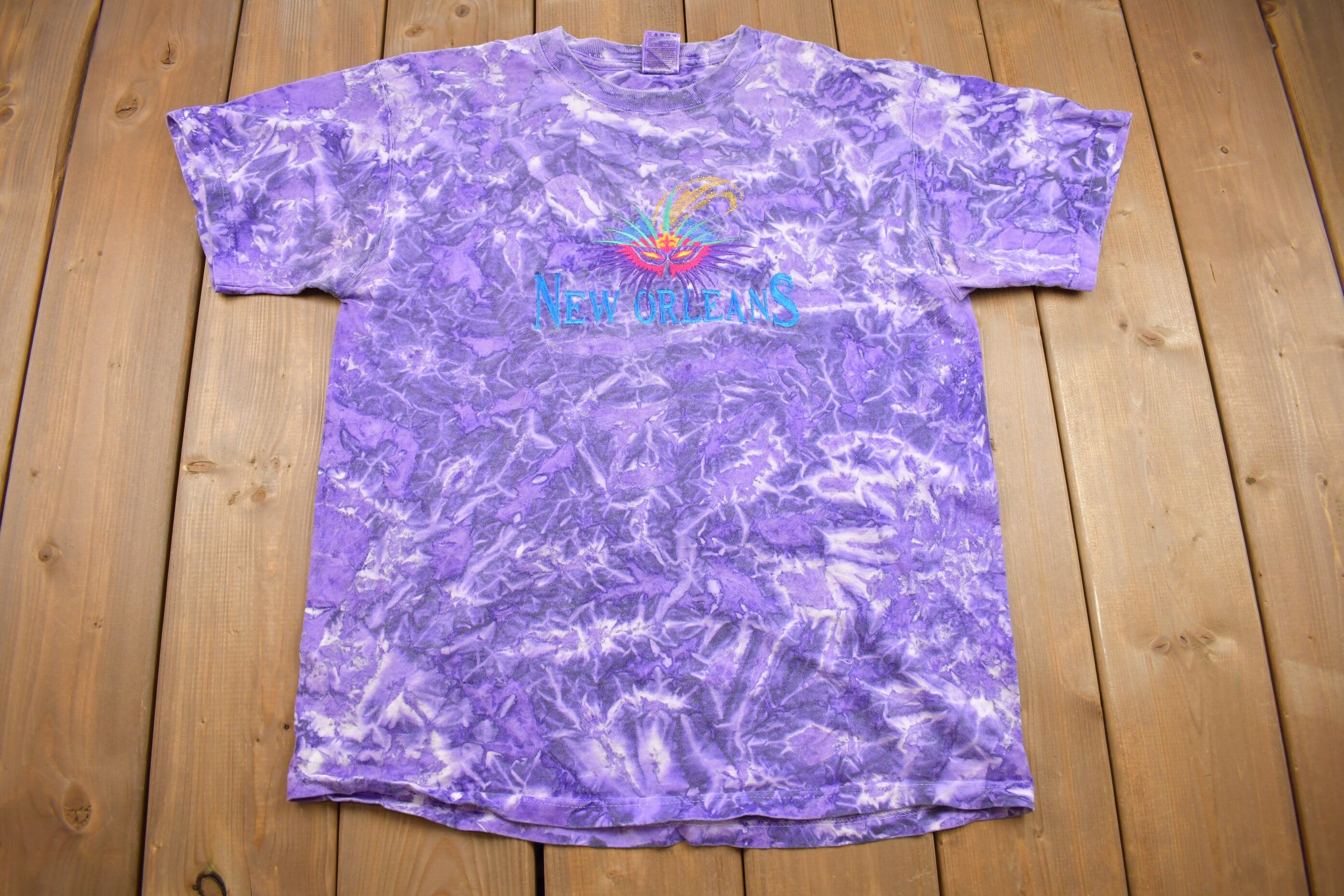 Vintage 1990s New Orleans Embroidered Tie Dye Souvenir T Shirt