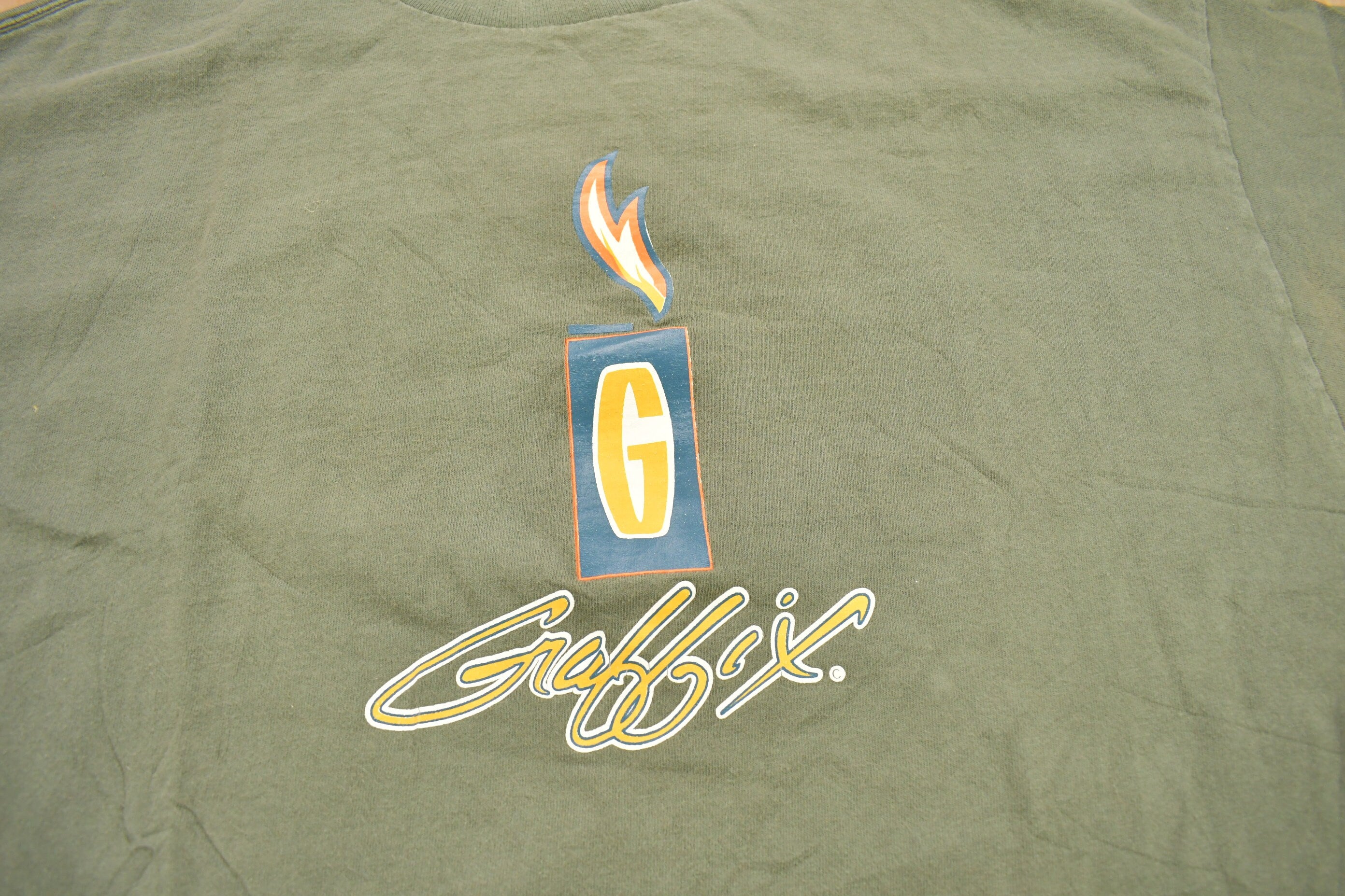 Vintage 1990s Graffix Graphic T Shirt