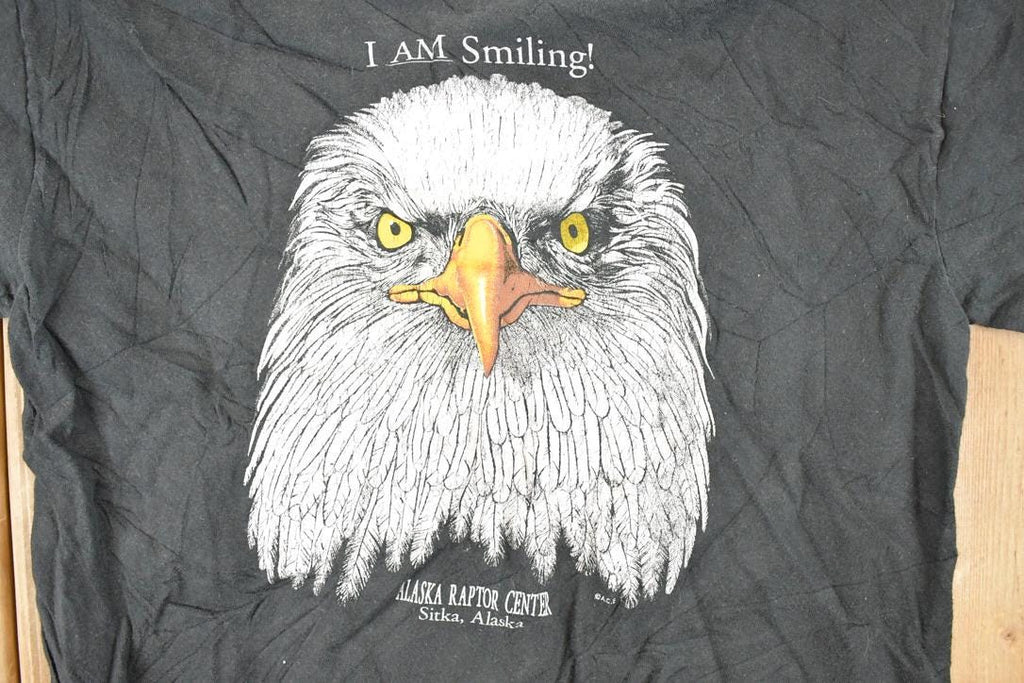 Vintage 1990s Alaska Raptor Centre Bald Eagle I Am Smiling Souvenir T-Shirt Men's S