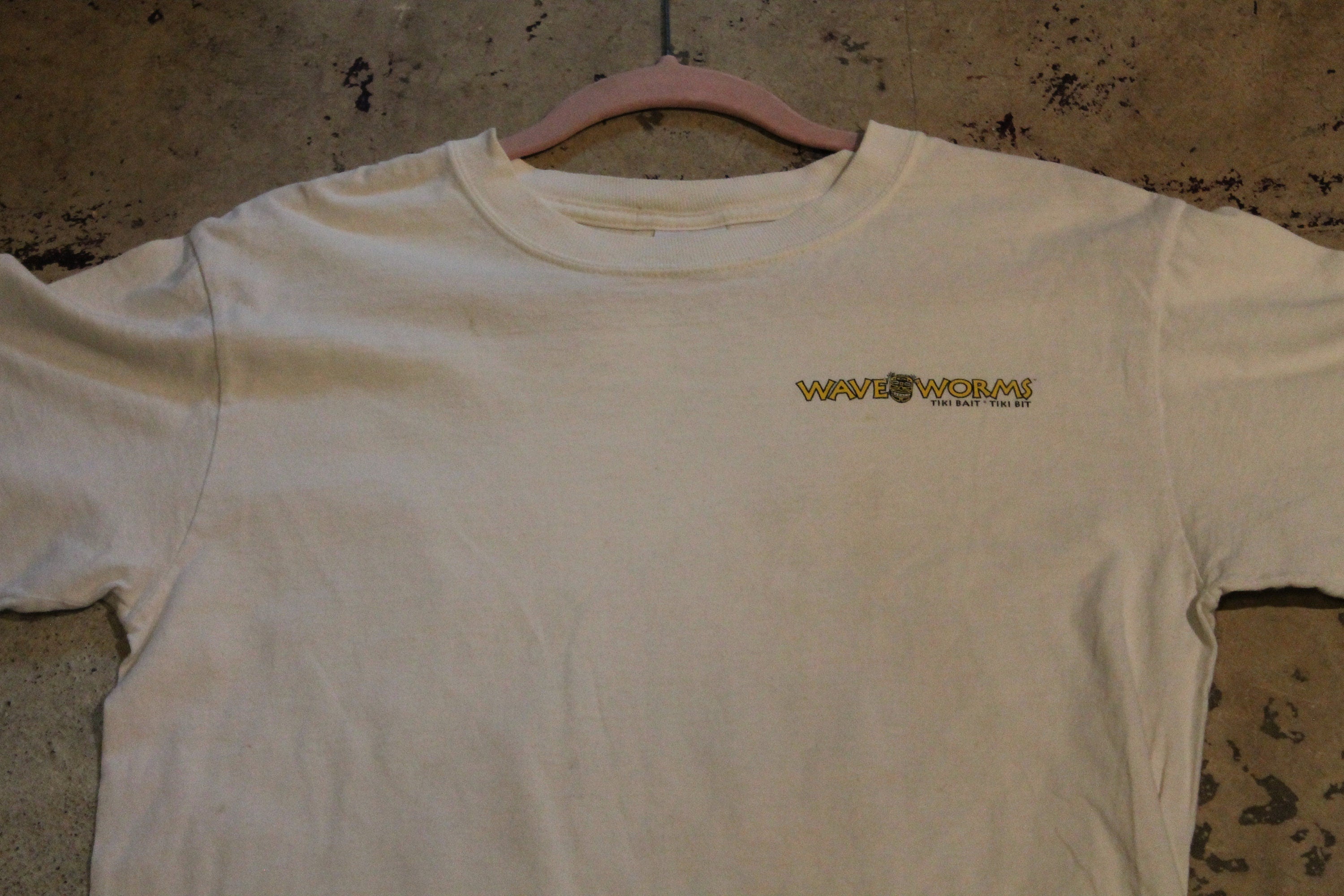 Vintage 1990s Wave Worms Tiki Bait T-Shirt