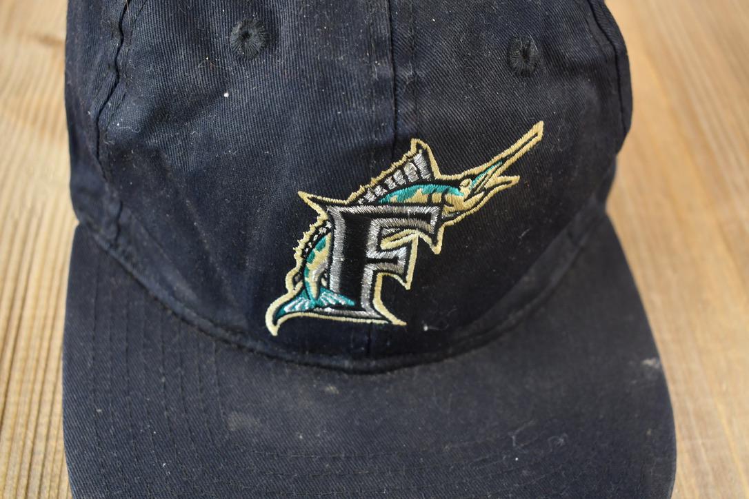 Vintage 1990s Florida Marlins MLB Snap Back Hat