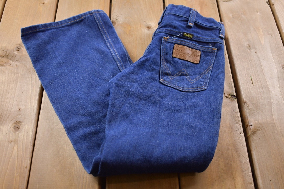 Vintage 1970s Wrangler Bell Bottom Jeans Size 26 x 27
