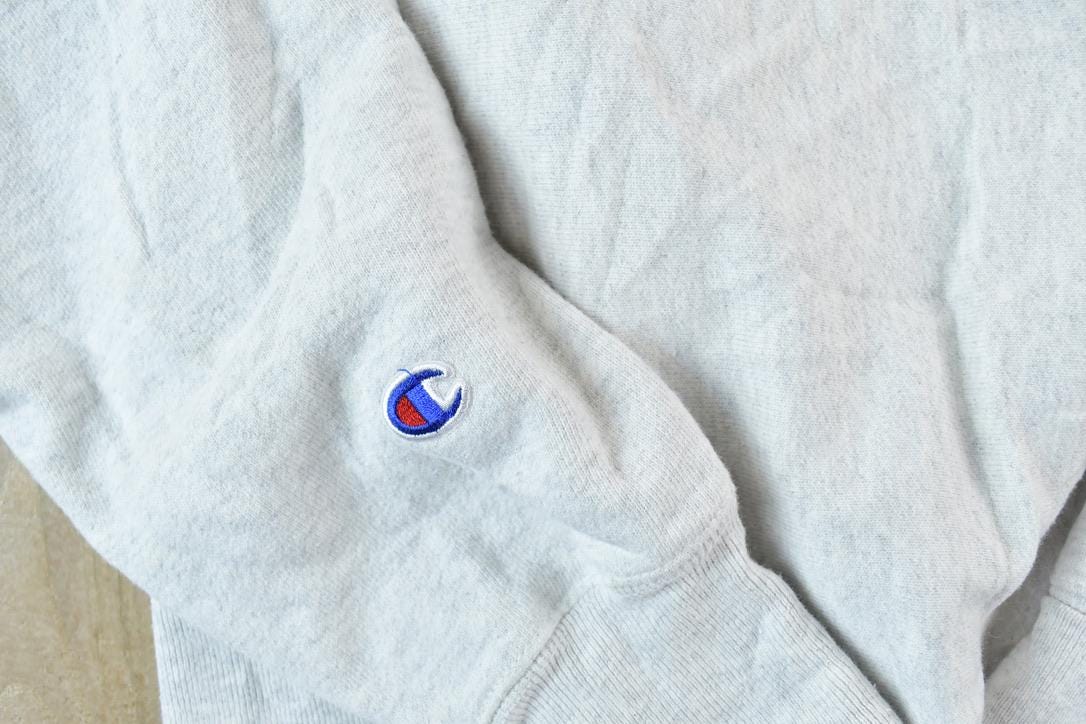 Vintage 1990s Deer Valley Champion Reverse Weave Crewneck Sweatshirt / Made In USA / Heavy Weight / 90s Champion