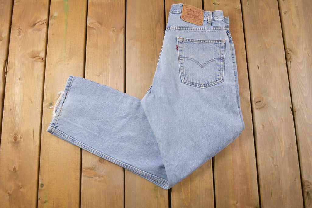 Vintage 1990s Levi's 505 Red Tab Denim Jeans Size 33 x 30
