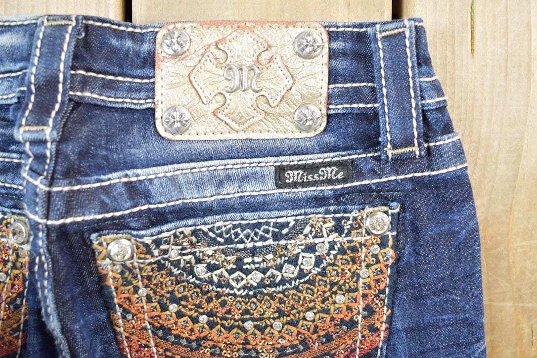 Vintage Y2K Miss Me Bedazzled Low Rise Jeans Size 26x31