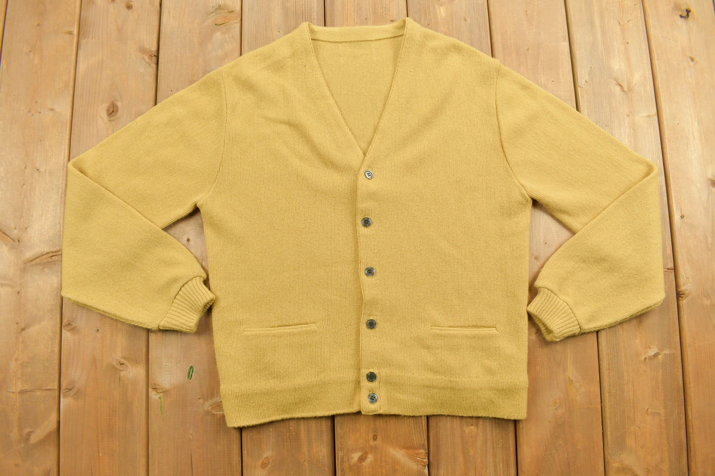 Vintage 1980s Knitted Cardigan Sweater / Vintage Cardigan / Button Up / Blank / V Neck / Cardigan / True Vintage