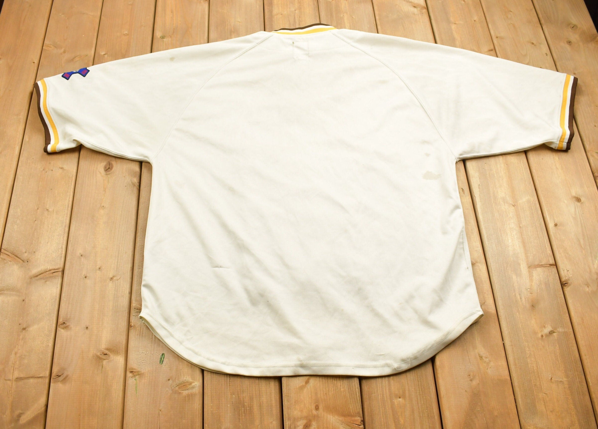 Vintage 2000s Akademiks World Tour 2003 Jersey