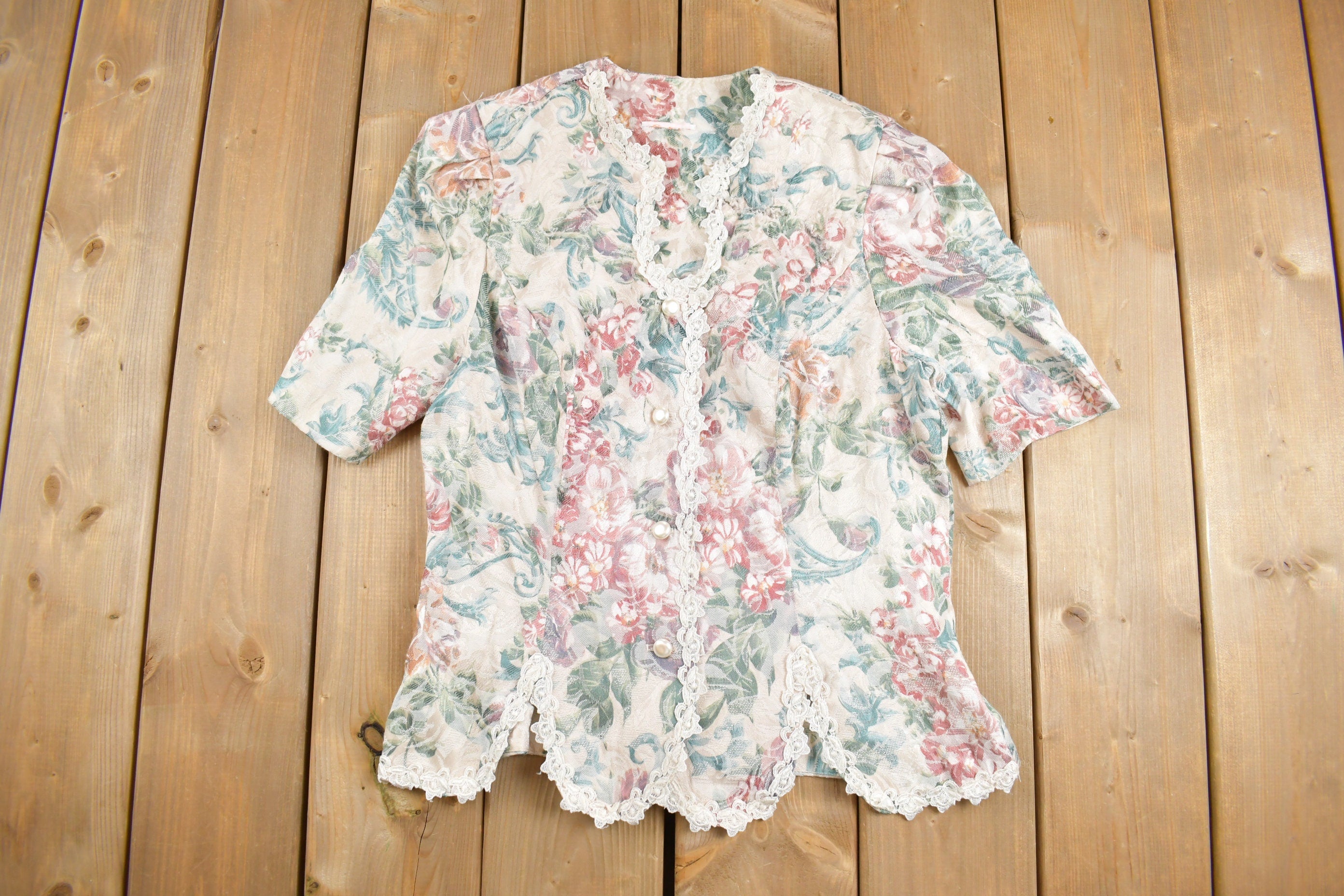 Vintage 1980s Floral Tapestry Button Up Shirt