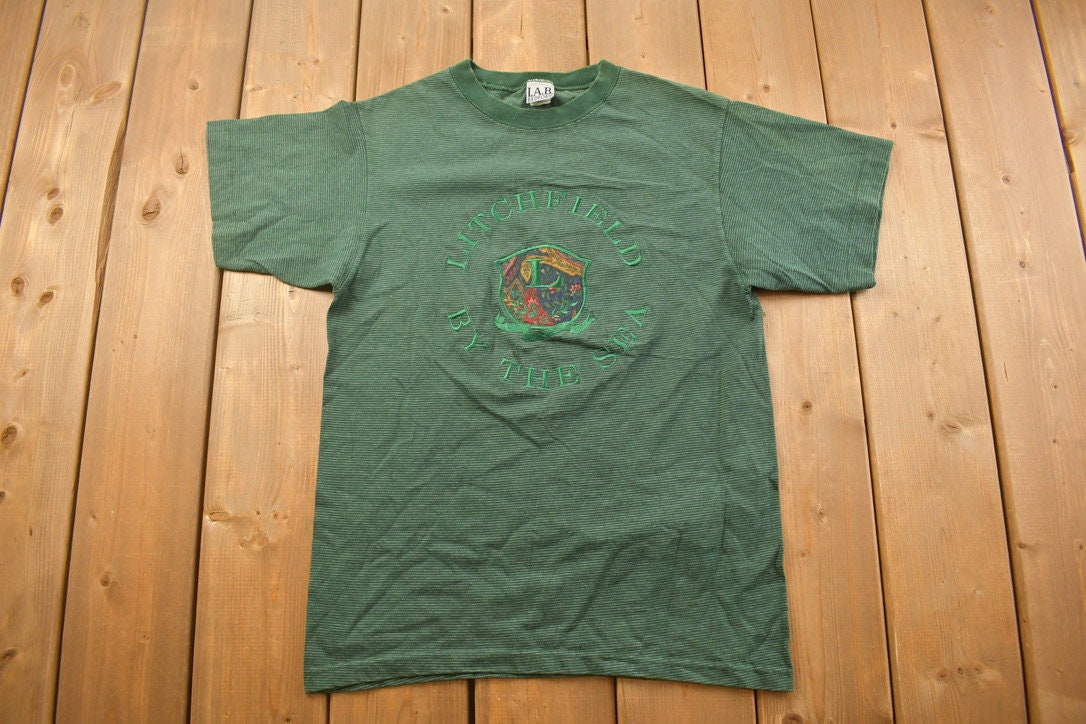 Vintage 1990s Litchfield By The Sea Graphic T Shirt