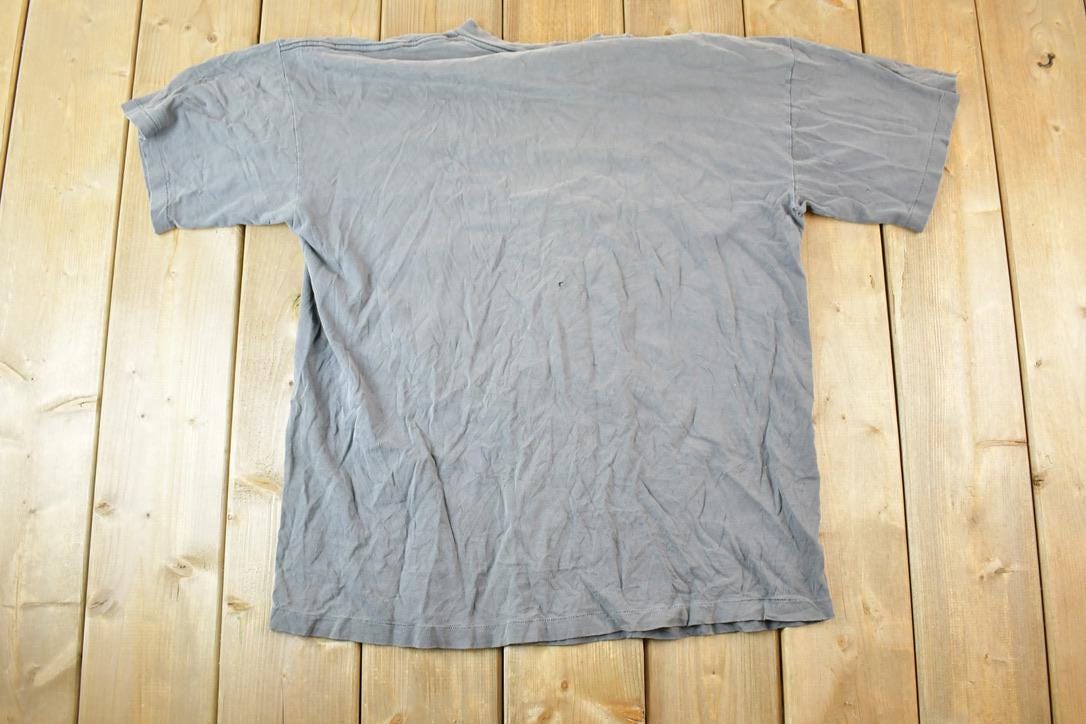 Vintage 1990s Taz Looney Tunes Sun Faded T Shirt Mens L