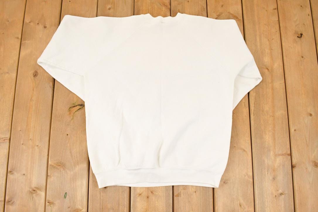 Vintage 1990 Chicago Jazz Music Cartoon Graphic Print Crewneck Sweatshirt Men's L / Made In USA / 90's Destination Sweater