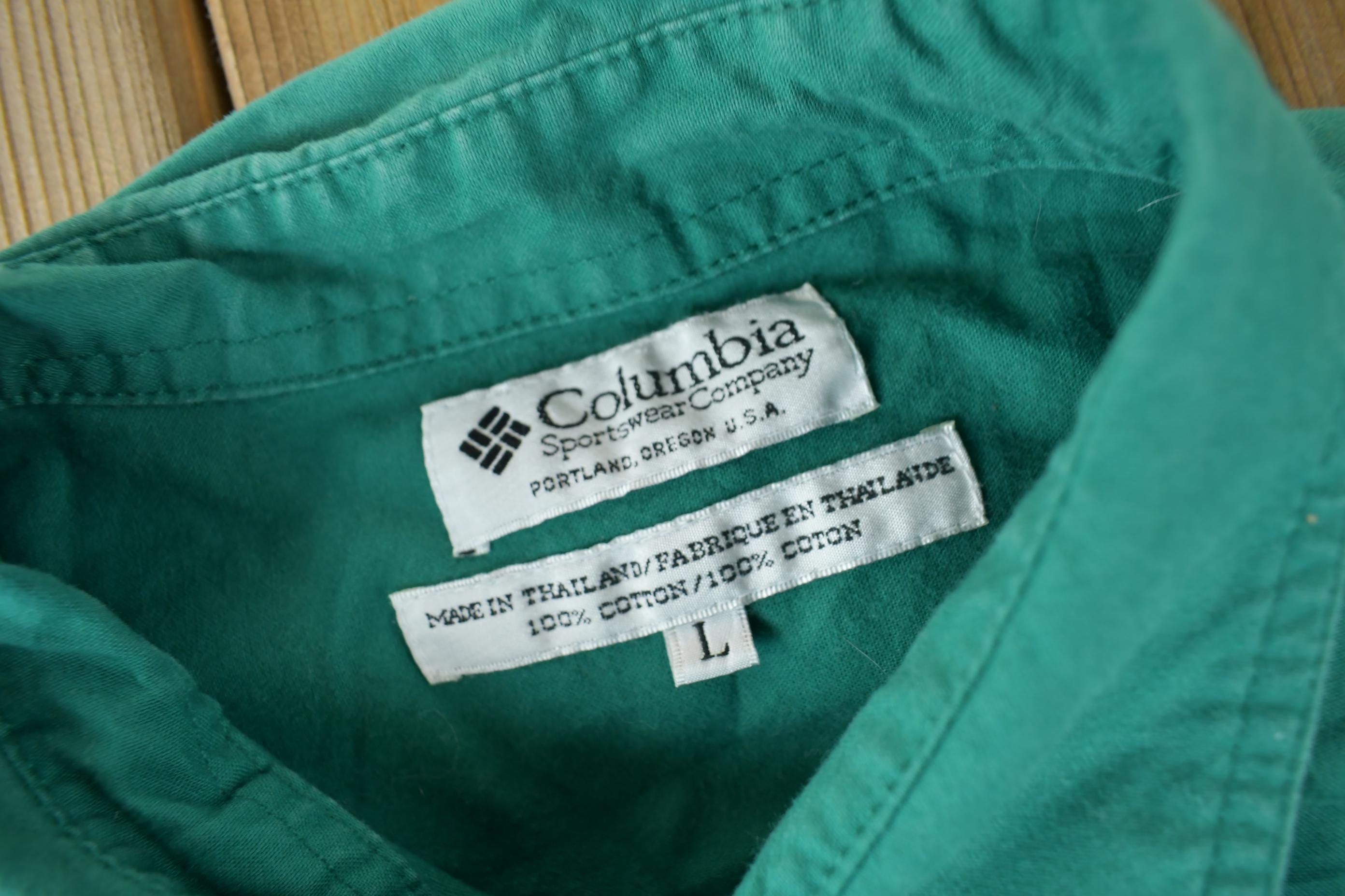 Vintage 1990s Columbia Hunting Button Up Shirt /