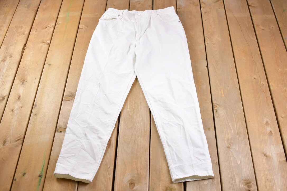 Vintage 1990s Levi 551 Red Tab Jeans Size 32 x 30