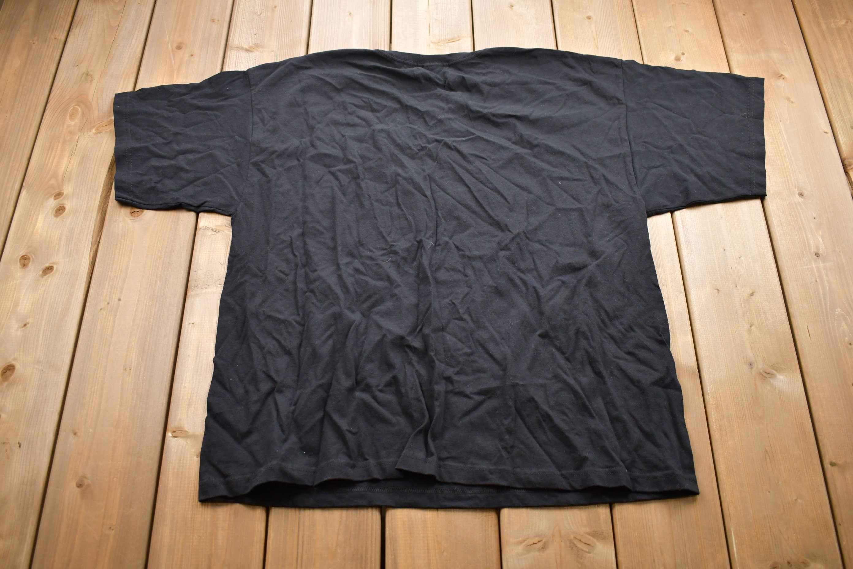 Vintage 1990s United States Marine Corp Graphic T-Shirt